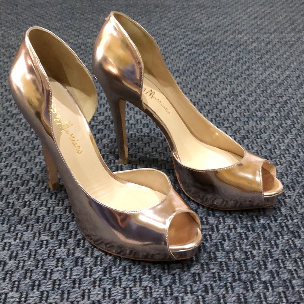 Guess * Bronze Platform D’Orsay Stilettos * Size 9